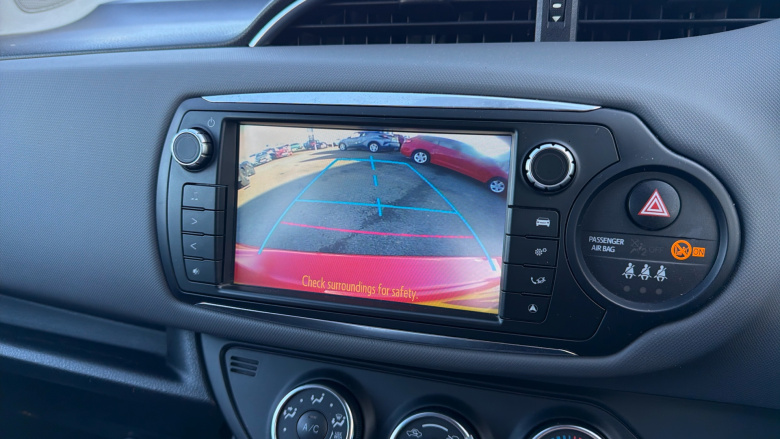 Toyota Yaris 1.33 VVT-i Sport 5dr Petrol Hatchback